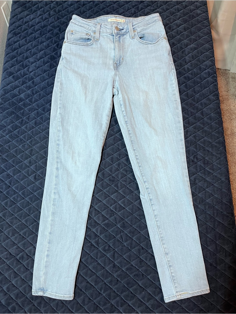 Levi's Light Blue Skinny Jeans - Women's - 721 High Rise Skinny - Size 28